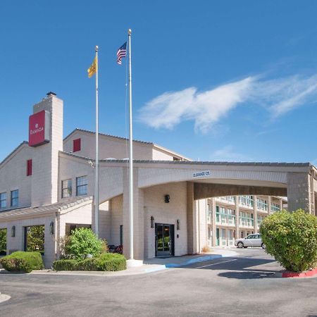 Hotel Ramada By Wyndham Albuquerque Airport Extérieur photo