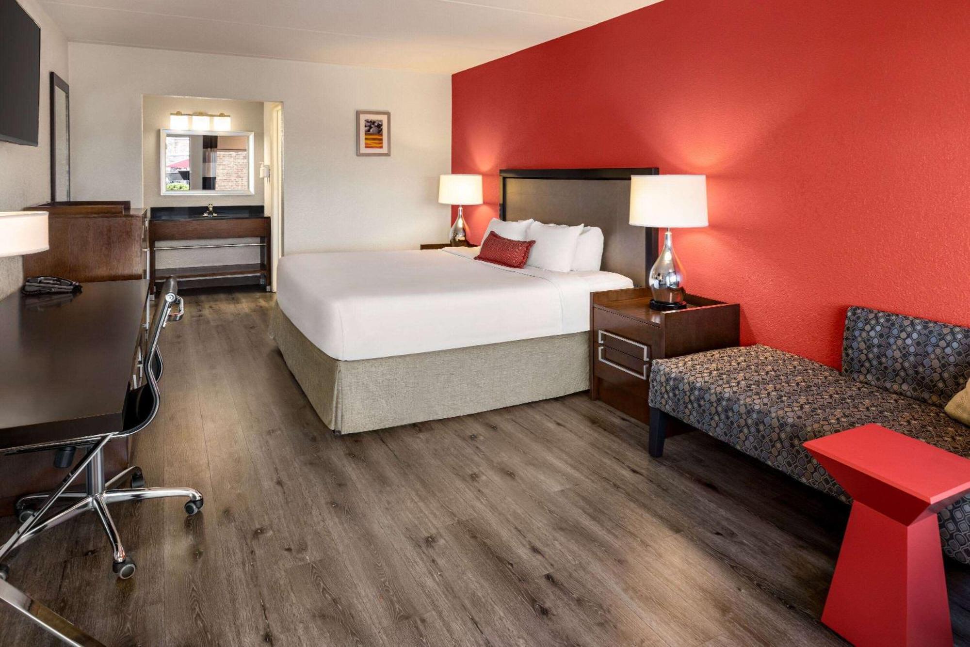 Hotel Ramada By Wyndham Albuquerque Airport Extérieur photo