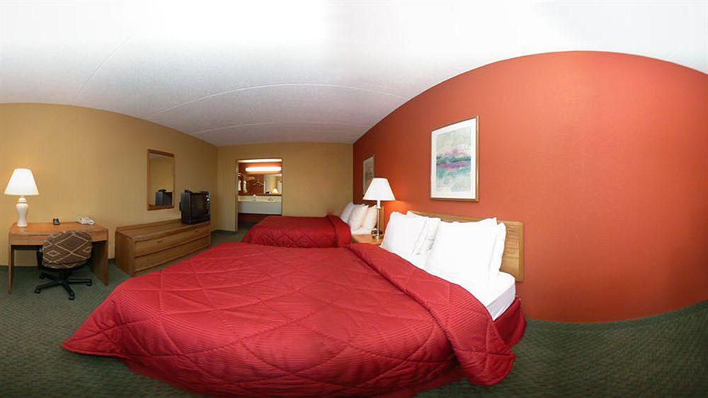 Hotel Ramada By Wyndham Albuquerque Airport Extérieur photo